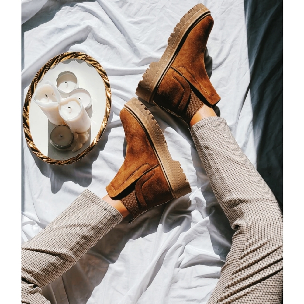 đ¨Sweater Weather collection tan boot - Picture 6 of 6